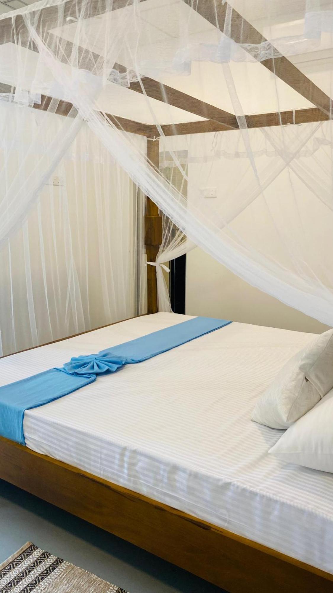 Sunset Apartment Unawatuna